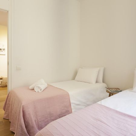 Click&Flat Luxury Sant Joan Apartment Барселона Екстериор снимка