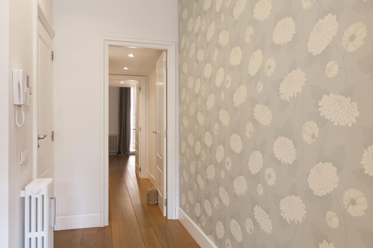 Click&Flat Luxury Sant Joan Apartment Барселона Екстериор снимка