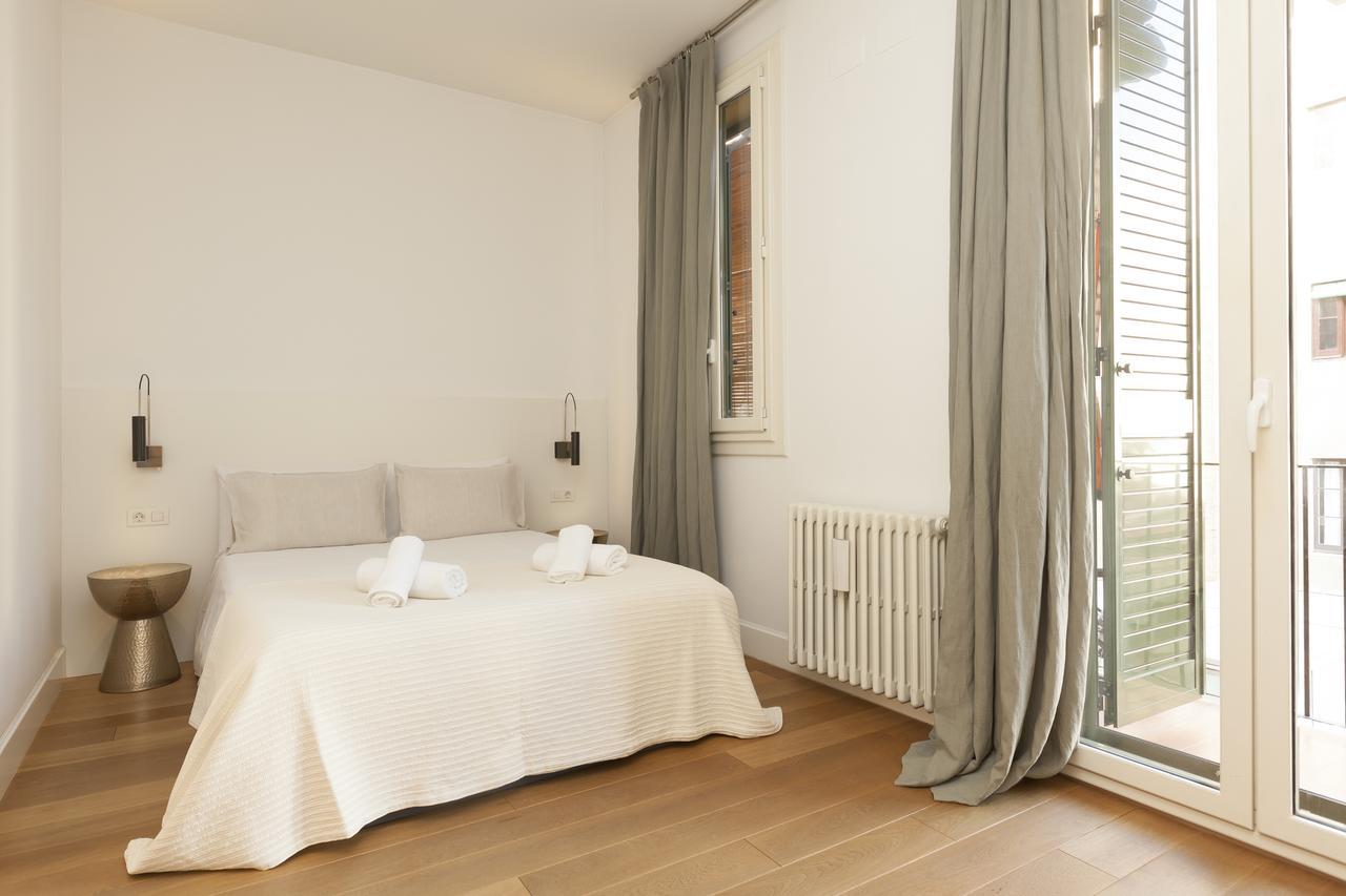 Click&Flat Luxury Sant Joan Apartment Барселона Екстериор снимка